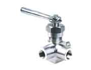 �����������y