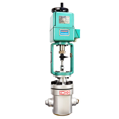 �����{���y