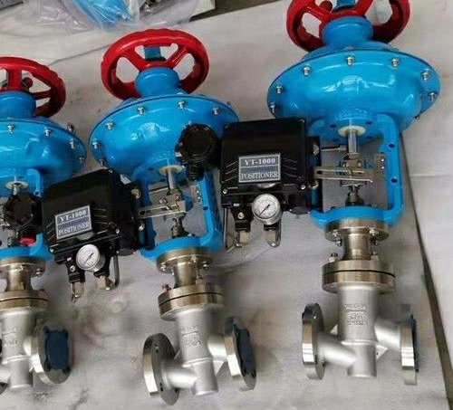 ��Ӳ��P��r���{���y