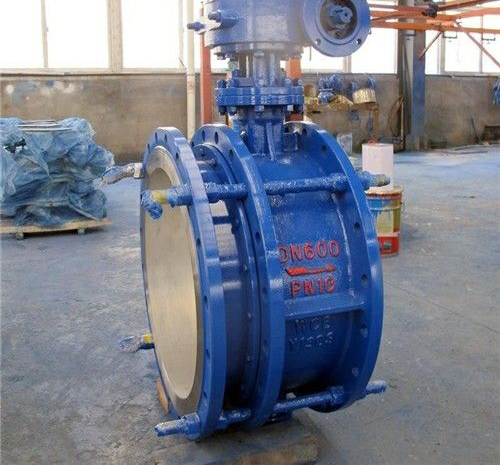 ���m��s���y