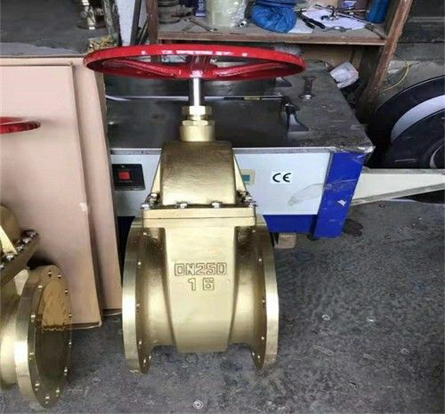 �S�~���m���y