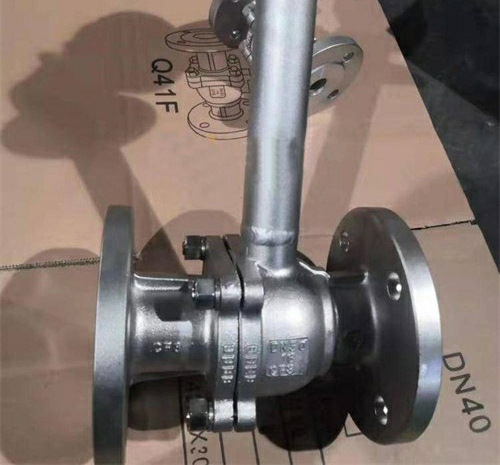 ���L�U���y