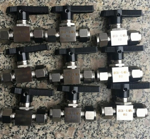 ����ʽ���y