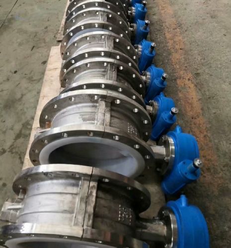 ���m���P��r�����y_���m�r�����y